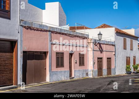 Kleine Straßen und Häuser in Garachico auf Teneriffa, Spanien Stockfoto