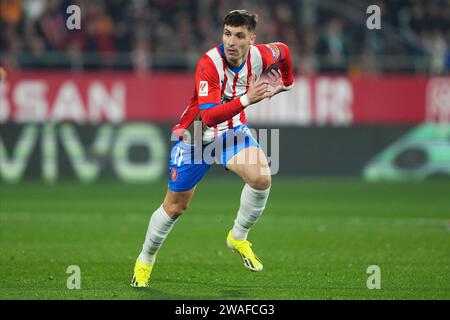 Girona, Spanien. Januar 2024. Während des La Liga EA Sports Matches zwischen Girona FC und Atletico de Madrid spielte er am 3. Januar 2024 im Montilivi Stadion in Girona, Spanien. (Foto: Bagu Blanco/PRESSINPHOTO) Credit: PRESSINPHOTO SPORTS AGENCY/Alamy Live News Stockfoto