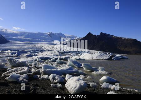 Fjallsárlón ist ein Gletschersee südlich des Vatnajökull-Gletschers in Island Stockfoto