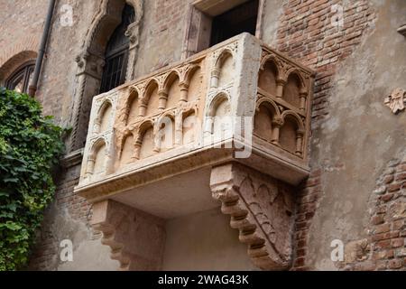 Berühmter Balkon von Romeo und Julieta in Verona, Italien Stockfoto