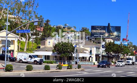 West Hollywood, Kalifornien: SUNSET PLAZA Shopping Center, ein Strip voller Boutiquen und Restaurants zwischen 8591 und 8720 Sunset Blvd Stockfoto