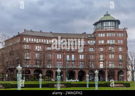 Historisches Gebäude in Mannheim Rosengarten an einem Wintertag Stockfoto