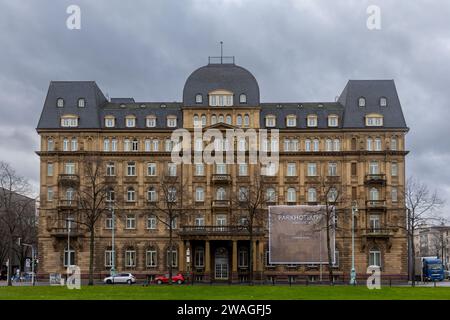 Historisches Gebäude in Mannheim Rosengarten an einem Wintertag Stockfoto