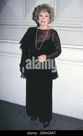 Glynis Johns ist gestorben. Glynis Johns in New York City im Mai 1994. Foto: Henry McGee/MediaPunch Stockfoto