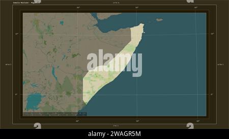 Somalia Festland auf einer topografischen Karte im humanitären OSM-Stil mit dem Hauptpunkt des Landes, kartographischem Raster, Entfernungsskala und Stockfoto