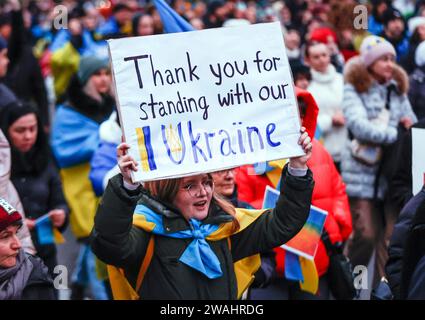 Demonstration zum Jahrestag des russischen Aggressionskrieges gegen die Ukraine, Berlin, 24. Februar 2023 Stockfoto