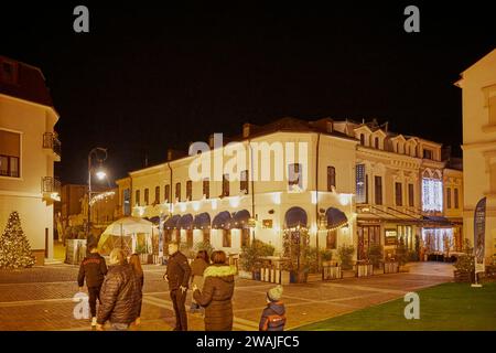 Craiova Rumänien 02. Januar 2024. Bilder von der Weihnachtsmesse in der Stadt Craiova Rumänien, die als zweitschönste in Europa gilt. Stockfoto