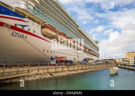 Grand Harbour Valletta Mallta 7. September 2023 Luxus-Kreuzfahrtschiff P & O Azura legt in Valleta Malta an Stockfoto