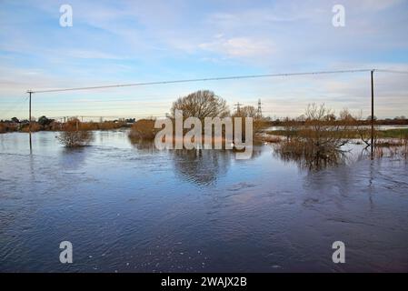 Überflutete das untere Avon-Tal bei Christchurch Dorset Stockfoto