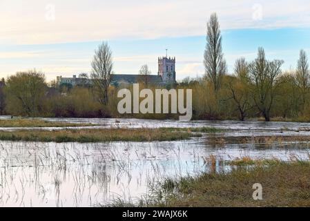 Überflutete das untere Avon-Tal bei Christchurch Dorset Stockfoto