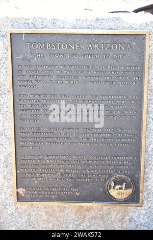 Tombstone, AZ., USA 12/30/2023. Edward Lawrence Schieffelin (1847–1897) war ein wahrer Wanderer; er war ein indischer Pfadfinder und Prospektor. Stockfoto