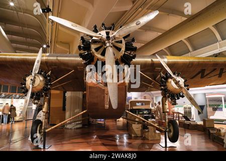 1928 Ford 4-AT-B Tri-Motor Flugzeug, genannt Floyd Bennett, ausgestellt im Henry Ford Museum of American Innovation in Dearborn Michigan USA Stockfoto