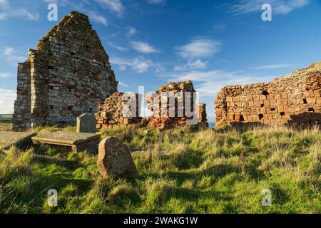 St Helens on the Lea, ruinierte Kirche von Old Cambus am Siccar Point in Berwickshire, Schottland Stockfoto