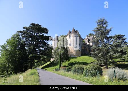 Das Château de Fayrac am Ufer der Dordogne an der Touristenroute zwischen dem Château de Castelnaud und dem Château de Les Milandes. Archi Stockfoto