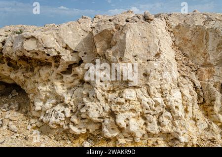 Kalksteinhügel auf Purple Island bei Al Khor in Katar Stockfoto