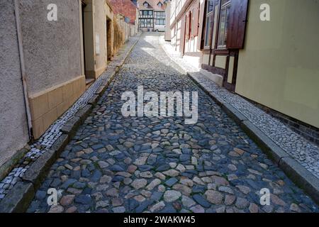 Eine asphaltierte Straße, Blankenburg, Harz, Sachsen-Anhalt, Deutschland, Europa Stockfoto