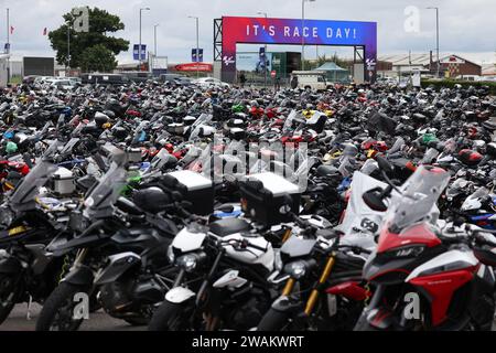 Fahrradparkplätze am Silverstone F1 Grand Prix 2023 von British Stockfoto