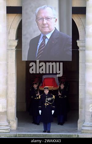 Paris, Frankreich. Januar 2024. Julien Mattia/Le Pictorium - nationale Hommage an Jacques Delors in Les Invalides - 05/01/2024 - Frankreich/Ile-de-France (Region)/Paris - bei der nationalen Hommage an Herrn Jacques Delors im Hotel National des Invalides, Paris, 5. Januar 2024 Credit: LE PICTORIUM/Alamy Live News Stockfoto