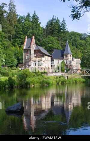 Häuser an der Bode, Dorf Treseburg, Bodetal, Landkreis Harz, Sachsen-Anhalt, Deutschland, Europa Stockfoto