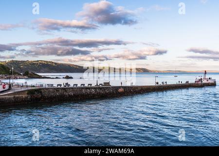 Looe, Cornwall, Großbritannien - 14. August 2023: Die malerische Küstenstadt Looe in Cornwall, England, Großbritannien Stockfoto