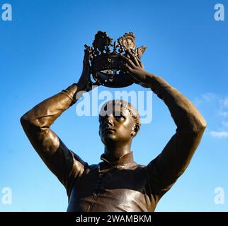 Bronzestatue von Prinz Hal von Lord Ronald Gower eine der vier Statuen rund um sein Gower Memorial of Shakespeare 1888 in Bancroft Gardens, Stratford Stockfoto