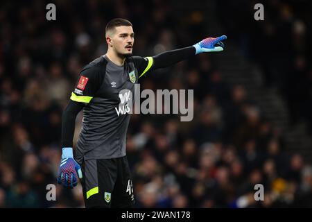 LONDON, UK - 5. Januar 2024: Arijanet Muric aus Burnley beim FA Cup in der dritten Runde zwischen Tottenham Hotspur und Burnley FC im Tottenham Hotspur Stadium (Credit: Craig Mercer/ Alamy Live News) Stockfoto