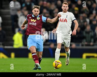 London, Großbritannien. Januar 2024. Charlie Taylor (Burnley) beim Tottenham V Burnley FC Emirates FA Cup in der 3. Runde im Tottenham Hotspur Stadium. Dieses Bild ist NUR für REDAKTIONELLE ZWECKE bestimmt. Für jede andere Verwendung ist eine Lizenz von Football DataCo erforderlich. Quelle: MARTIN DALTON/Alamy Live News Stockfoto