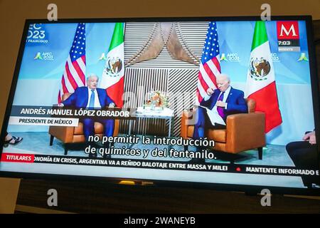 Merida Mexico, Centro Historico Central Historico, zentrales historisches Viertel, tv Kabel tv Monitor Bildschirm, Treffen US Präsident Joe Biden, Andres Manuel Lopez Obrador Stockfoto
