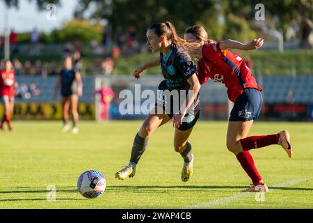 Adelaide, Australien. Januar 2024. Adelaide, Australien, 6. Januar 2024: Emina Ekic (11 Melbourne City) dribbelt mit dem Ball während des Liberty A-League-Spiels zwischen Adelaide United und Melbourne City im Marden Sports Complex in Adelaide, Australien (Noe Llamas/SPP) Credit: SPP Sport Press Photo. /Alamy Live News Stockfoto