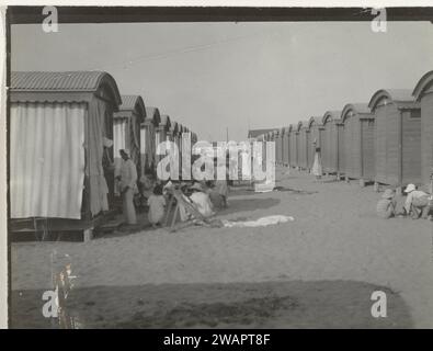 Strandhäuser (Nordseeküste), die Niederlande oder Deutschland, ca. 1900 Foto Niederlande fotografische Unterstützung. Papier Gelatine Silberdruck Strand (als Erholungsort) Niederlande. Deutschland Stockfoto