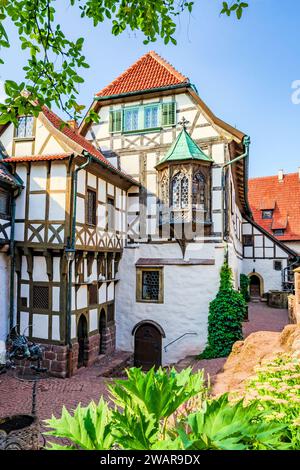 Bailiwick mit Margarethengang im ersten Hof der Wartburg in Eisenach, Thüringen Stockfoto