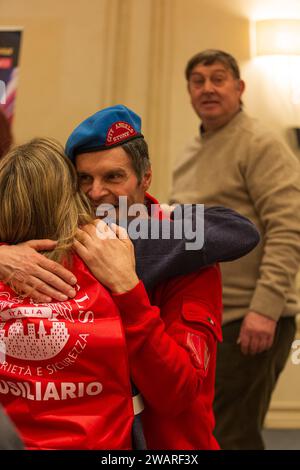 Hotel Principe di Savoia di Milano , Mailand, Italien, 06. Januar 2024, City Angels während LA BEFANA DEL CLOCHARD CON I CITY ANGELS - News Stockfoto