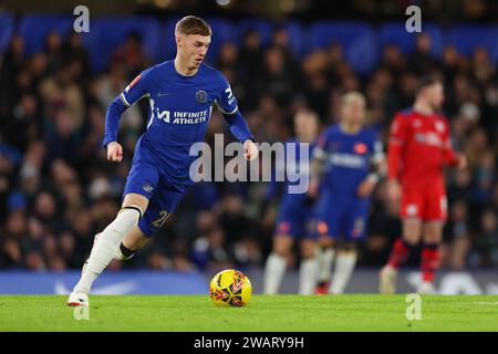 London, Großbritannien. 6. Januar 2024; Stamford Bridge, Chelsea, London, England: FA Cup Third Round Football, Chelsea gegen Preston North End; Cole Palmer aus Chelsea kommt auf den Ball zurück Credit: Action Plus Sports Images/Alamy Live News Stockfoto