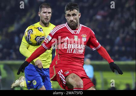 Arouca, Portugal. Januar 2024. Arouca, 06/2024 - der Futebol Clube de Arouca hat heute Abend Sport Lisboa e Benfica im Stadtstadion von Arouca ausgetragen, in einem Spiel, das für die 16. Runde der I League 2023 zählt. Rafa Silva (Tony Dias/Global Imagens) Credit: Atlantico Press/Alamy Live News Stockfoto