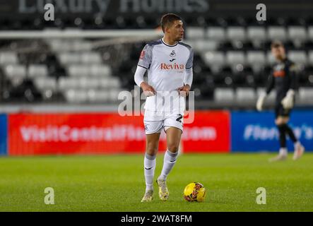 Swansea, Großbritannien. Januar 2024. Nathan Wood vom Swansea City Emirates FA Cup, Spiel der 3. Runde, Swansea City gegen Morecambe im Stadion Swansea.com in Swansea, Wales am Samstag, den 6. Januar 2024. Dieses Bild darf nur für redaktionelle Zwecke verwendet werden. Nur redaktionelle Verwendung, Bild nach Credit: Andrew Orchard Sportfotografie/Alamy Live News Stockfoto