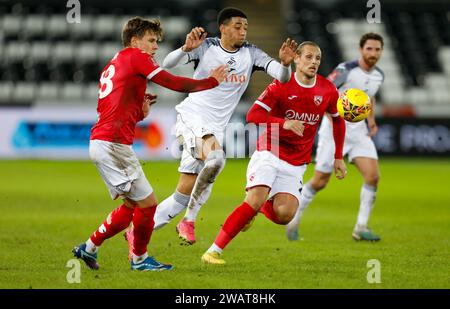 Swansea, Großbritannien. Januar 2024. Azeem Abdulai vom Swansea City Emirates FA Cup, 3. Runde Spiel, Swansea City gegen Morecambe im Stadion Swansea.com in Swansea, Wales am Samstag, den 6. Januar 2024. Dieses Bild darf nur für redaktionelle Zwecke verwendet werden. Nur redaktionelle Verwendung, Bild nach Credit: Andrew Orchard Sportfotografie/Alamy Live News Stockfoto