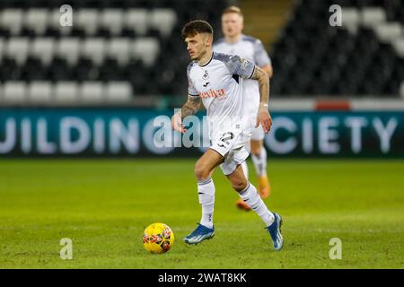 Swansea, Großbritannien. Januar 2024. Jamie Paterson vom Swansea City Emirates FA Cup, 3. Runde Spiel, Swansea City gegen Morecambe im Stadion Swansea.com in Swansea, Wales am Samstag, den 6. Januar 2024. Dieses Bild darf nur für redaktionelle Zwecke verwendet werden. Nur redaktionelle Verwendung, Bild nach Credit: Andrew Orchard Sportfotografie/Alamy Live News Stockfoto