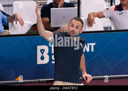 Eindhoven, Niederlande. Januar 2024. EINDHOVEN, NIEDERLANDE - 6. JANUAR: Trainer Evangelos Doudesis aus den Niederlanden während des Europapokameisterschaftsspiels der Frauen 2024 zwischen den Niederlanden und Ungarn im Pieter van den Hoogenband Zwemstadion am 6. Januar 2024 in Eindhoven, Niederlande. (Foto: Joris Verwijst/BSR Agency) Credit: BSR Agency/Alamy Live News Stockfoto