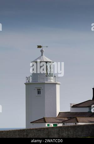 Der Ostturm des Lizard Lighthouse, Lizard Point, Cornwall. Baujahr 1751. Licht wurde 1998 automatisiert. Stockfoto