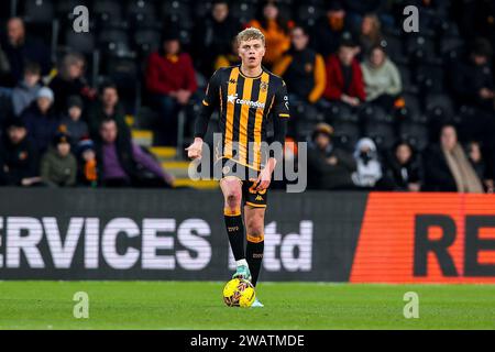 Rumpf, Großbritannien. Januar 2024. Andy Smith von Hull City während des Emirates FA Cup Third Round Match Hull City gegen Birmingham City im MKM Stadium, Hull, Vereinigtes Königreich, 6. Januar 2024 (Foto: Ryan Crockett/News Images) in Hull, Vereinigtes Königreich am 2024. (Foto: Ryan Crockett/News Images/SIPA USA) Credit: SIPA USA/Alamy Live News Stockfoto