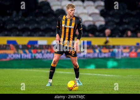 Rumpf, Großbritannien. Januar 2024. Andy Smith von Hull City während des Emirates FA Cup Third Round Match Hull City gegen Birmingham City im MKM Stadium, Hull, Vereinigtes Königreich, 6. Januar 2024 (Foto: Ryan Crockett/News Images) in Hull, Vereinigtes Königreich am 2024. (Foto: Ryan Crockett/News Images/SIPA USA) Credit: SIPA USA/Alamy Live News Stockfoto