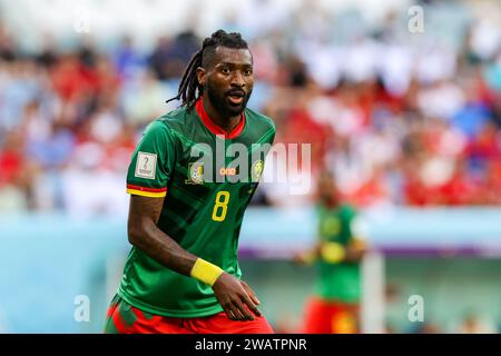 Katar, Katar. November 2022. Frank Anguissa aus Kamerun wurde beim Spiel der FIFA-Weltmeisterschaft Katar 2022 zwischen Kamerun und Serbien im Al Janoub Stadium gesehen. Endpunktzahl: Kamerun 3:3 Serbien. (Foto: Grzegorz Wajda/SOPA Images/SIPA USA) Credit: SIPA USA/Alamy Live News Stockfoto