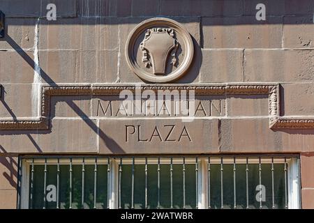 Das La Mama Annex Building, heute Theaterklub, wurde als Mietshaus errichtet, diente aber später als Sportclub, Tanzsaal und Fernsehstudio. Stockfoto