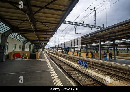 Genf, Schweiz - 8. September 2023: Bahnhof Genf Cornavin der SBB-Hauptbahnhof Genf in der Schweiz Stockfoto
