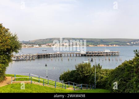 Swanage an der englischen Küste in Dorset und der Pier in Swanage Bay, Dorset, England, UK, 2023 Stockfoto