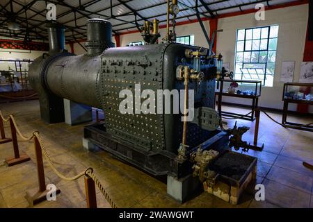 Bois Cheri, Mauritius - 18. Oktober 2023: Dampfkessel aus einer alten Lokomotive im Bois Cheri Tea Factory Museum. Stockfoto