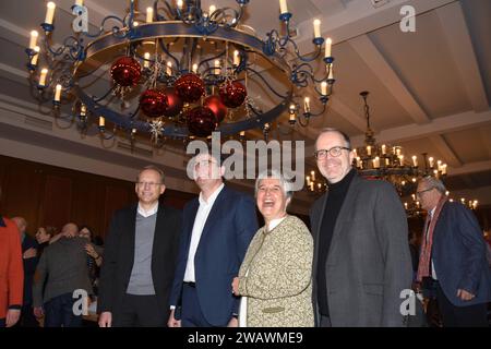 Bernhard Stiedl DGB Vorsitzender Bayern Florian von Brunn SPD MDL Maria Noichl SPD Europa Parlament Abgeordnete Markus Rinderspacher SPD MDL München 06.01.2024 Hofbräukeller SPD Dreikoenigstreff München *** Bernhard Stiedl DGB Vorsitzender Bayern Florian von Brunn SPD MDL Maria Noichl SPD Mitglied des Europäischen Parlaments Markus Rinderspacher SPD MDL München 06 01 2024 Hofbräukeller SPD Dreikoenigstreff München Stockfoto