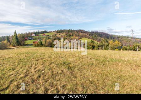 Ceslar vom Maly Stozek Hügel im Herbst Slezske Beskiden Berge an der tschechisch-polnischen Grenze Stockfoto