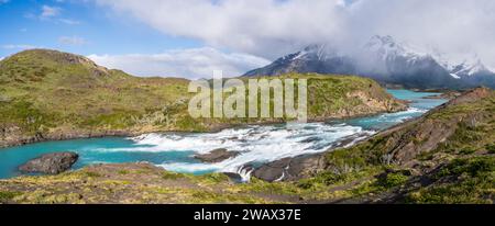 Rio Paine Kaskade im Torres del Paine Nationalpark, Chile Stockfoto