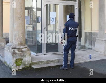 die österreichische Polizei ist wie alle anderen Polizeisymbole und -Zeichen der österreichischen Polizei Stockfoto